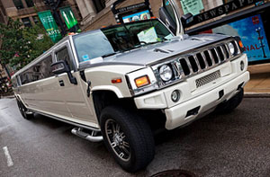 Hummer Limo Hire Diss (IP22)