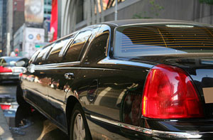 Limo Hire Glossop Derbyshire (SK13)